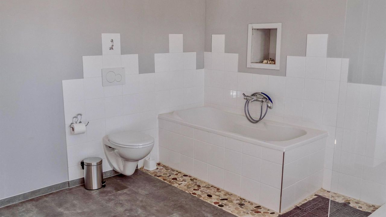 Appartement A - Badezimmer mit Badewanne Appartement A - Badezimmer mit Badewanne